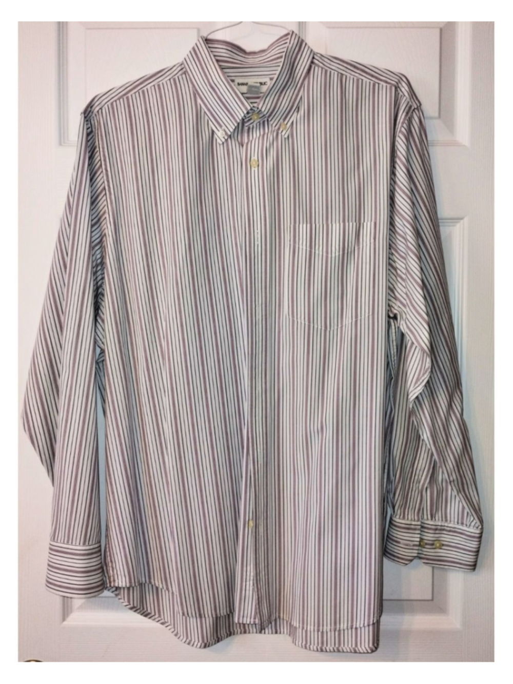 Men's Banana Republic Casual Button Down Striped Shirt (XL 17-17.5)